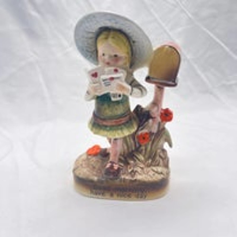 VTG American Greetings figurine